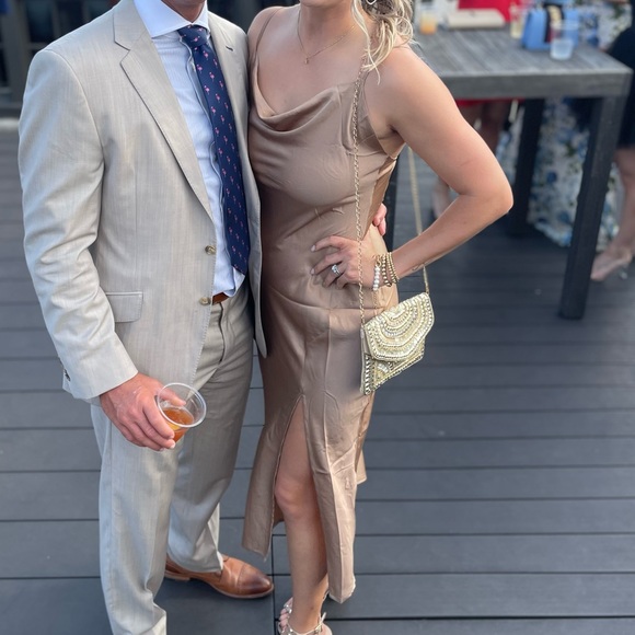 Gold satin midi - Picture 8 of 8